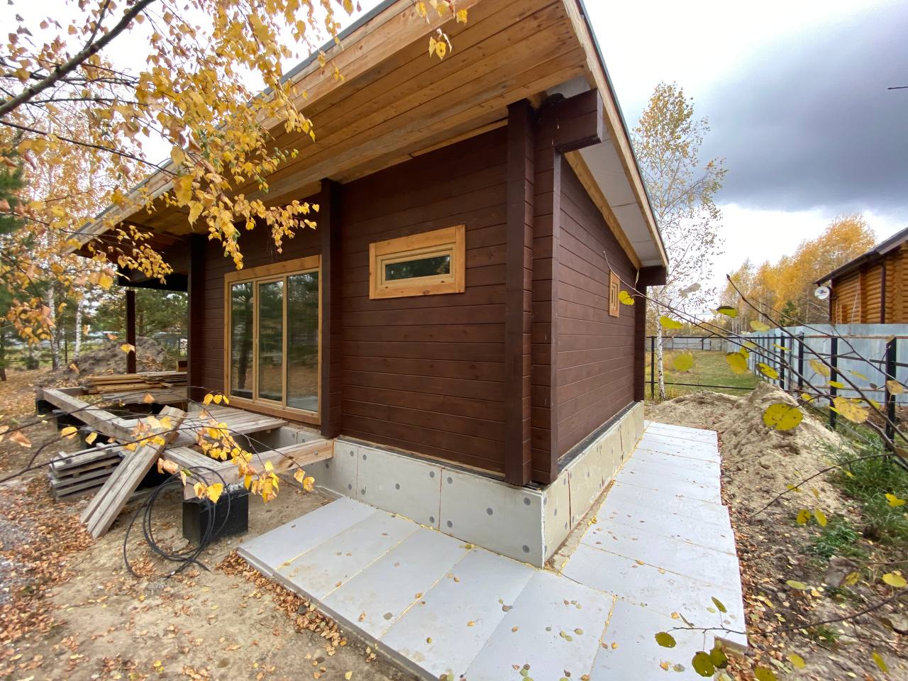 Баня из клеенного бруса на ленте